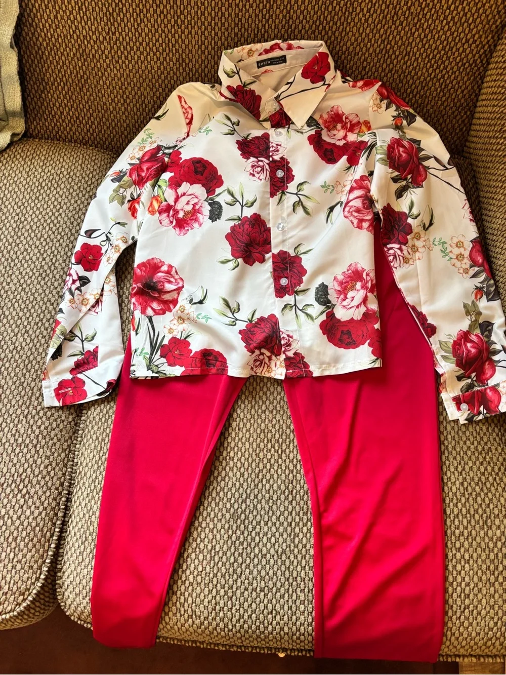 SHEIN Red Floral Button-Up dress pant Set with Bright Red Pants